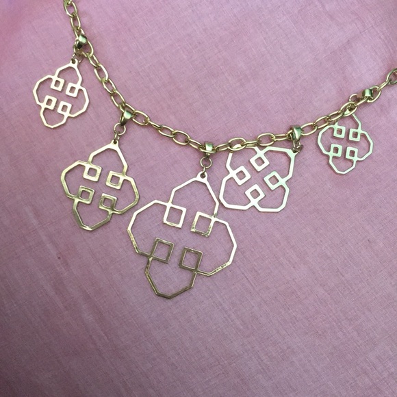 New yellow gold tone geometric cut necklace - Picture 4 of 7